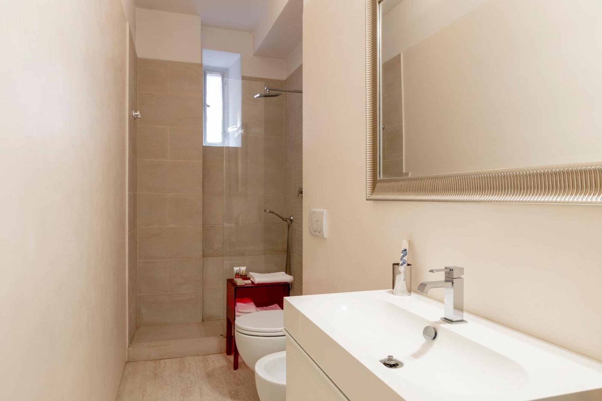 Comfort Suites Garibaldi Милано Стая снимка